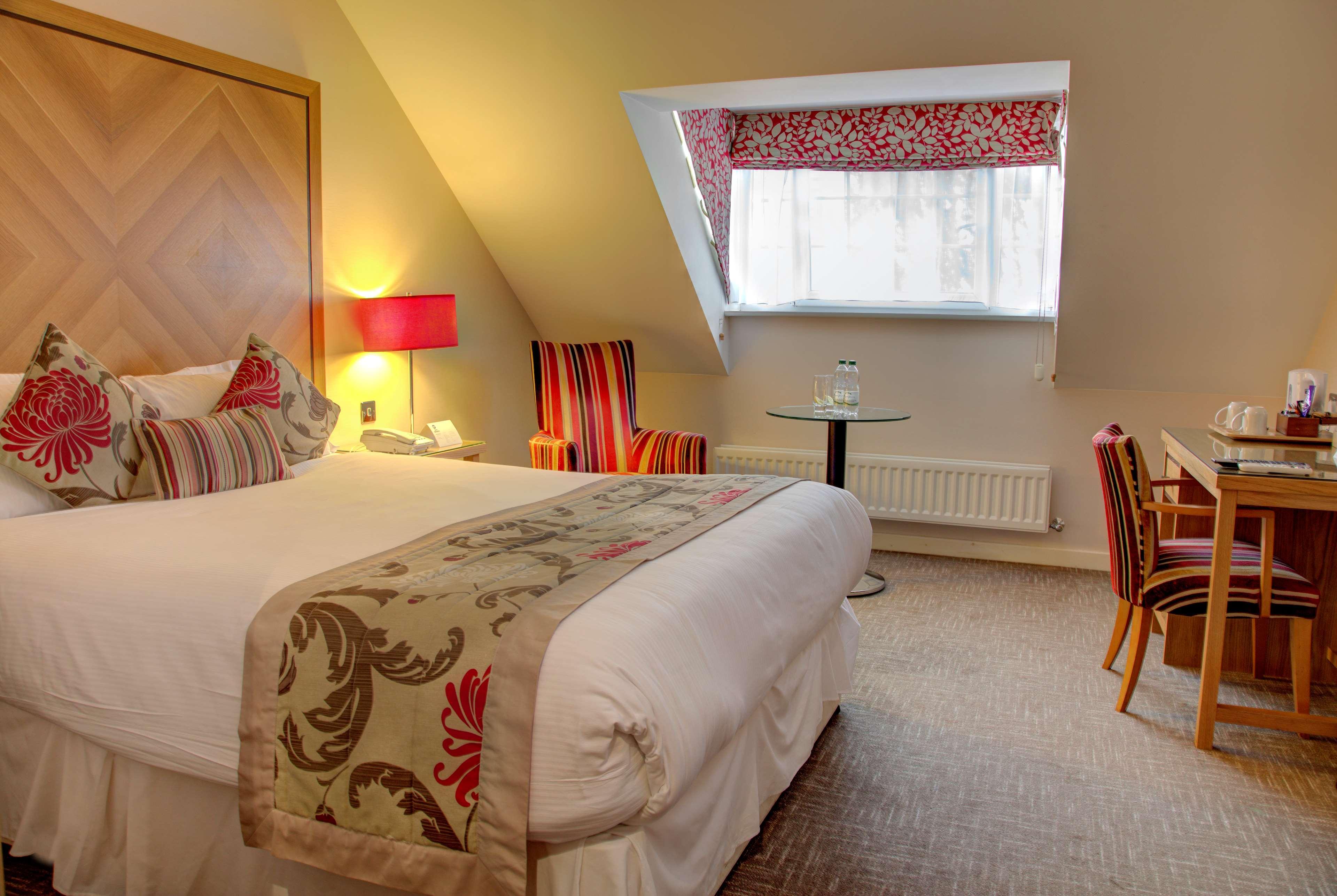 Best Western Homestead Court Hotel Welwyn Garden City Exterior photo